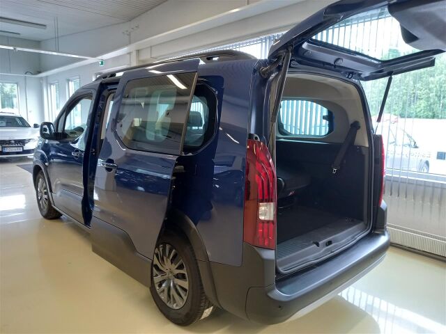 PEUGEOT e-Rifter 2023 Allure 50 kWh 136 Autom.pitkä 7lle rek