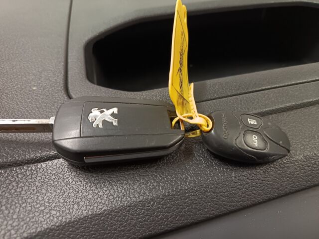 PEUGEOT Expert 2023 BlueHDi 145 EAT8-automaatti XL