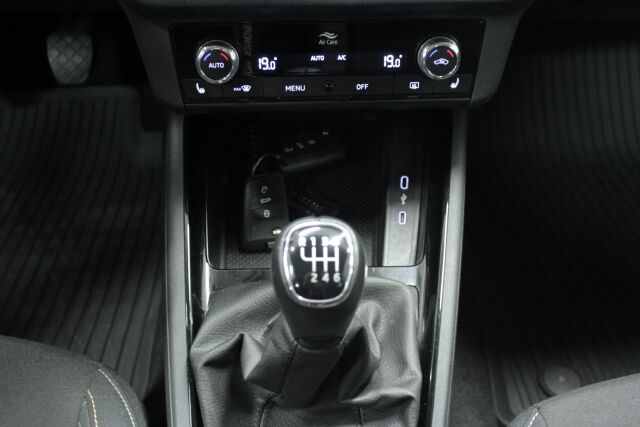 SKODA Scala 2024 1.0 TSI 110 Ambition