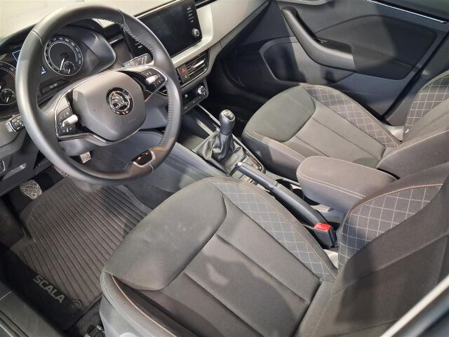 SKODA Scala 2024 1.0 TSI 110 Ambition *Kahdet renkaat / Koukku / ALV-vähennyskelpoinen*