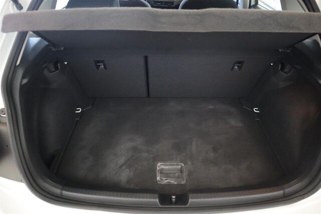 VOLKSWAGEN Polo 2023 Style Business 1,0 TSI 70 kW