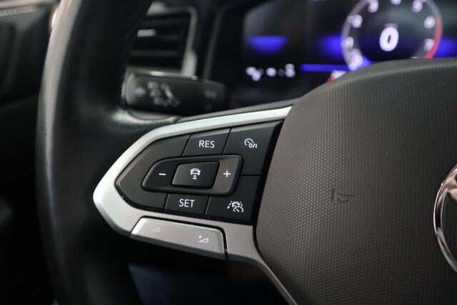 VOLKSWAGEN Polo 2023 Style Business 1,0 TSI 70 kW