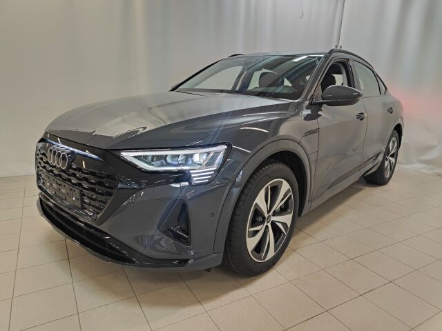 Audi Q8 e-tron 2024 Sportback 55 Land of quattro Plus, Ajamaton esittelyauto heti toimitukseen