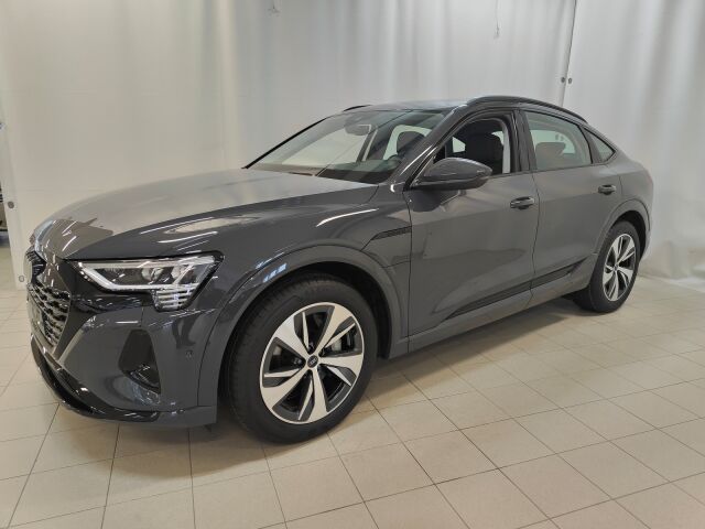 Audi Q8 e-tron 2024 Sportback 55 Land of quattro Plus, Ajamaton esittelyauto heti toimitukseen