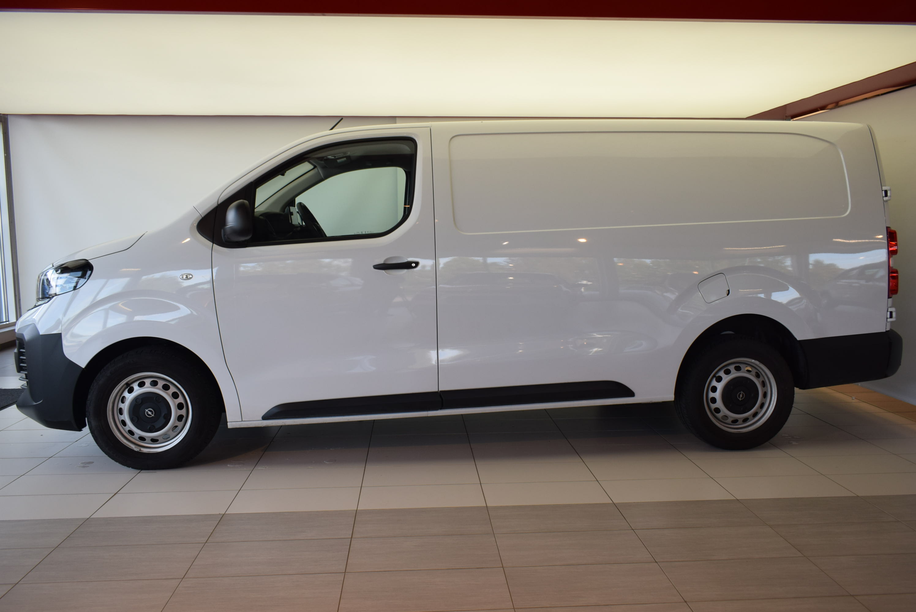 Opel Vivaro 2025, kuva 4/21