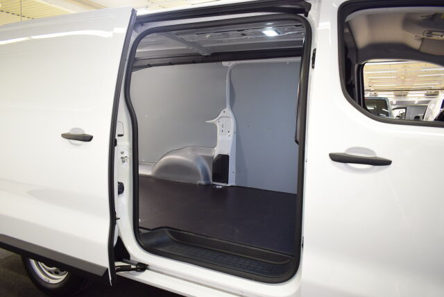 Opel Vivaro 2025 180 diesel automaatti L First edition*1,9% Korko +Kulut,sis 2xrenkaat*