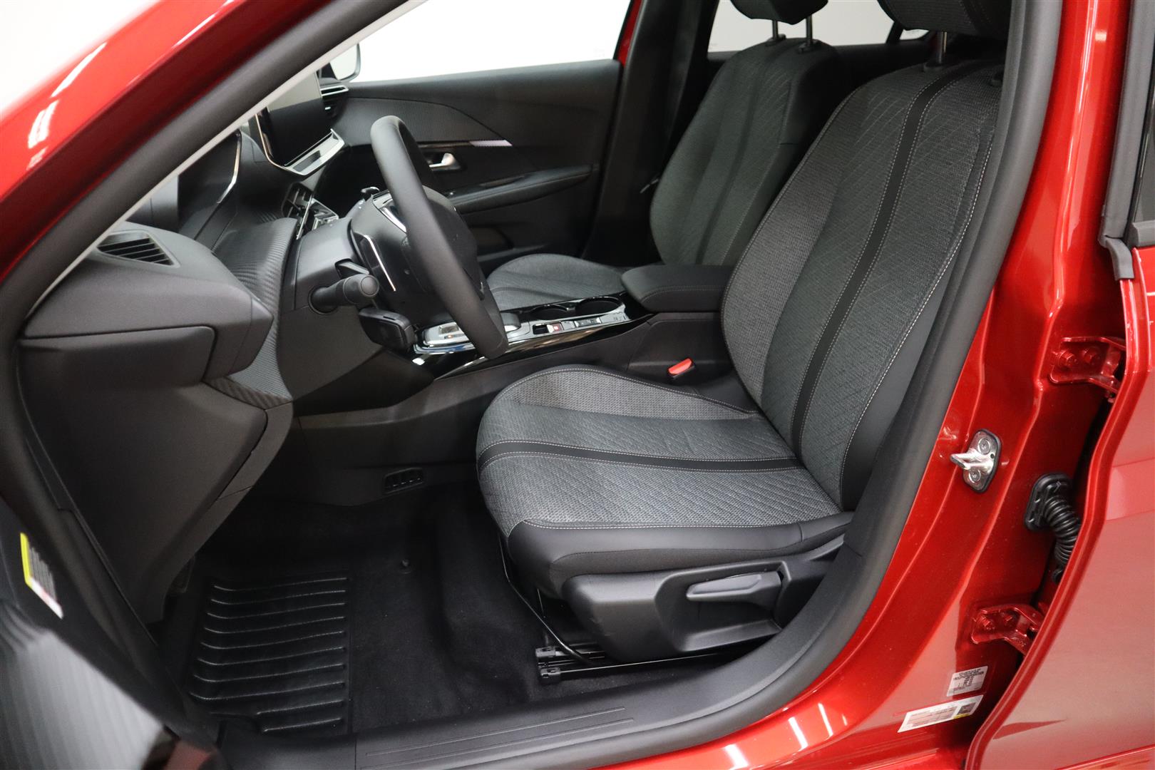 Peugeot 208 2025, kuva 6/8