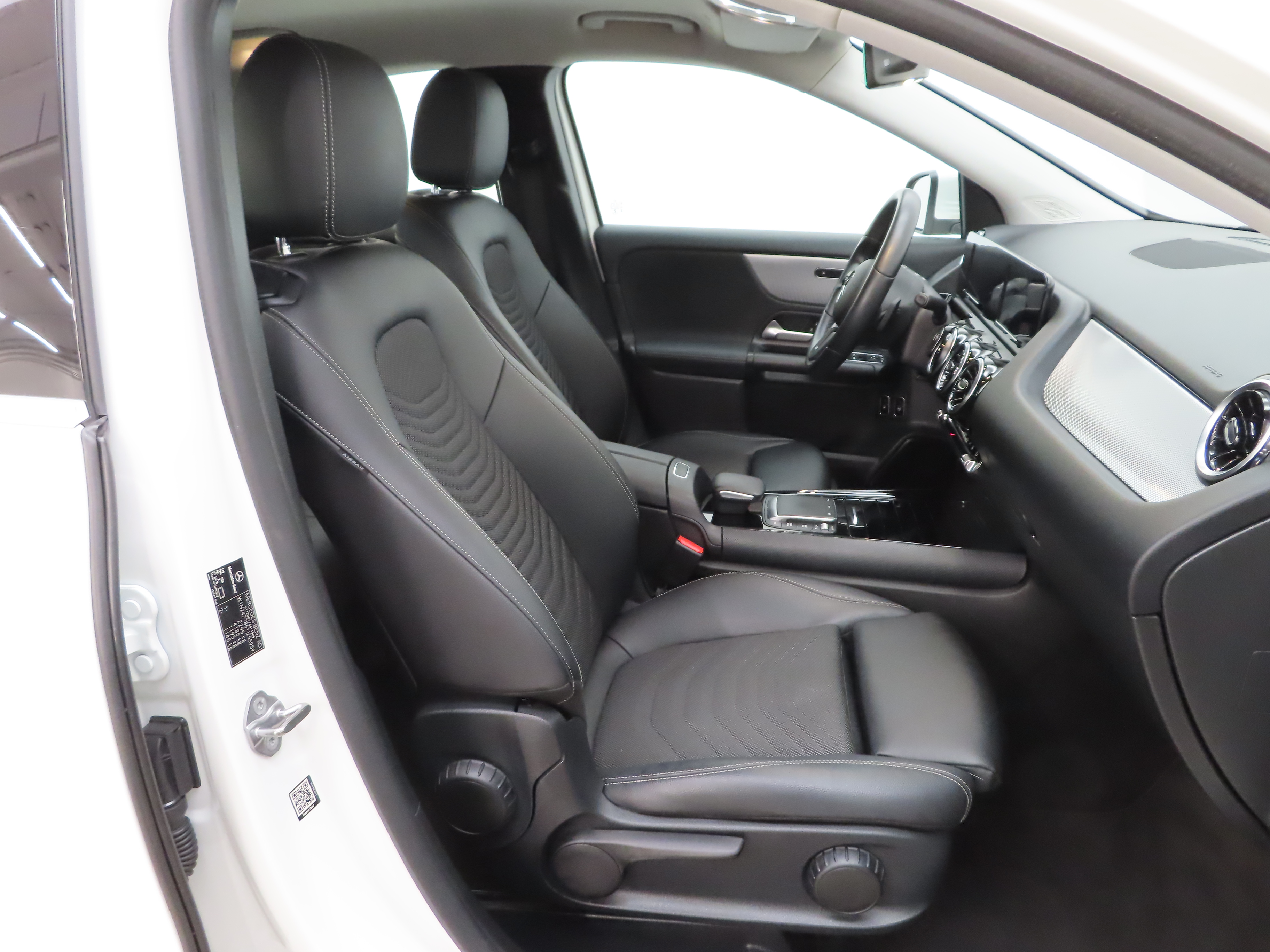 Mercedes-Benz GLA 2021, kuva 7/11