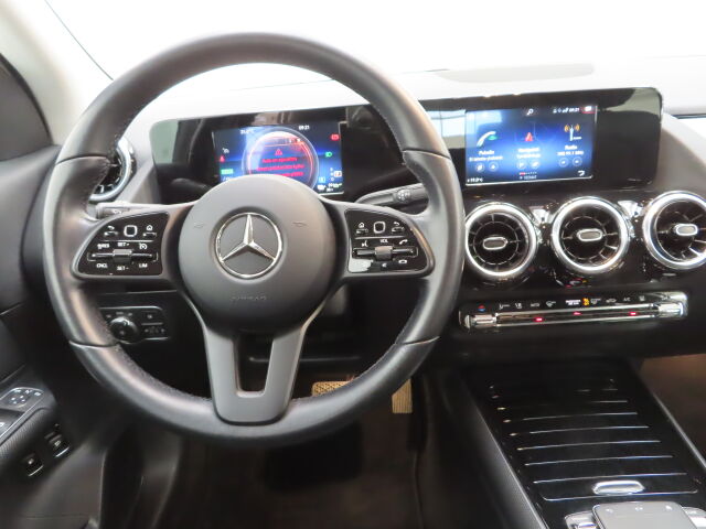 Mercedes-Benz GLA 2021 250 e A EQ Power Plug In-Hybrid