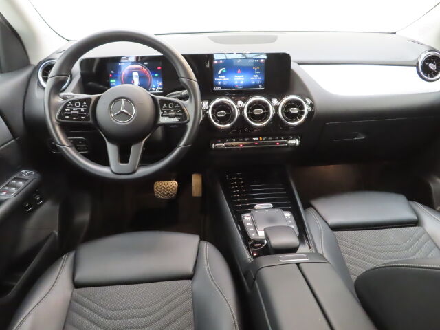 Mercedes-Benz GLA 2021 250 e A EQ Power Plug In-Hybrid
