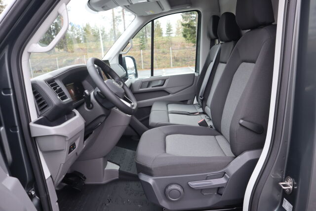 Volkswagen Crafter 2025 35 umpipakettiauto 2,0 TDI 130 kW 4Motion 8at, 4490