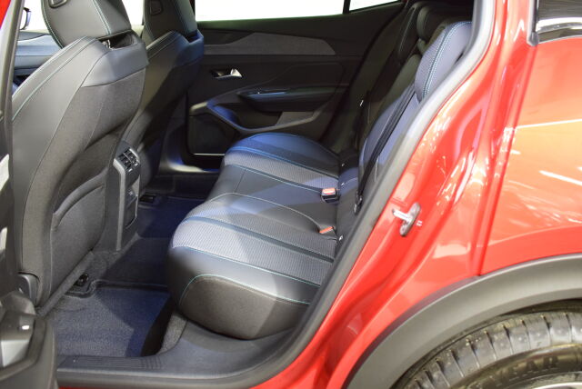 Peugeot 408 2025 Allure  Hybrid 145 Automaatti***KORKOTARJOUS 0% + kulut !***