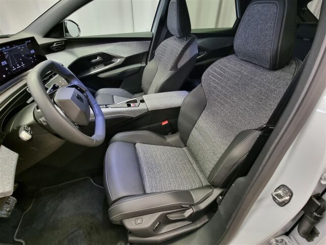 Peugeot 3008 2025 3008 Monikäyttöajoneuvo (AF) 5ov 1199cm3 A