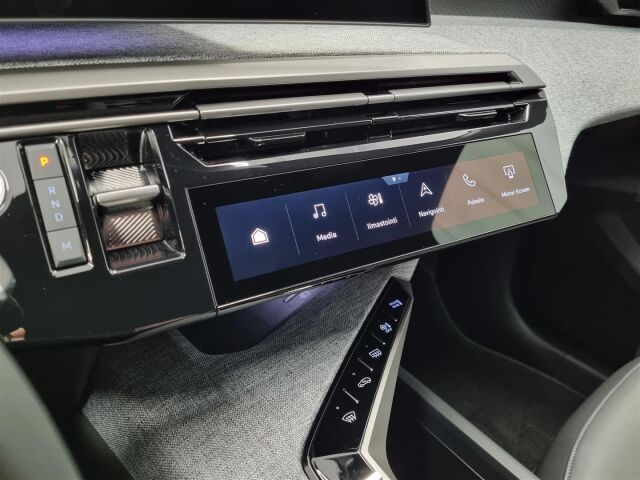 Peugeot 3008 2025 3008 Monikäyttöajoneuvo (AF) 5ov 1199cm3 A