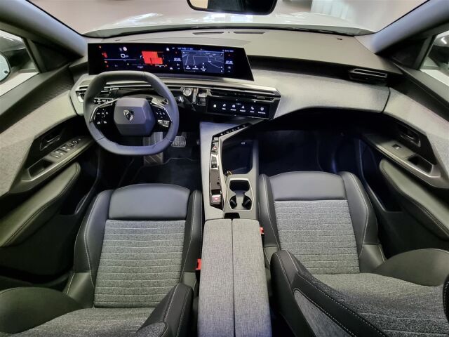 Peugeot 3008 2025 3008 Monikäyttöajoneuvo (AF) 5ov 1199cm3 A