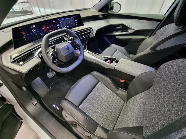 Peugeot 3008 2025 3008 Monikäyttöajoneuvo (AF) 5ov 1199cm3 A