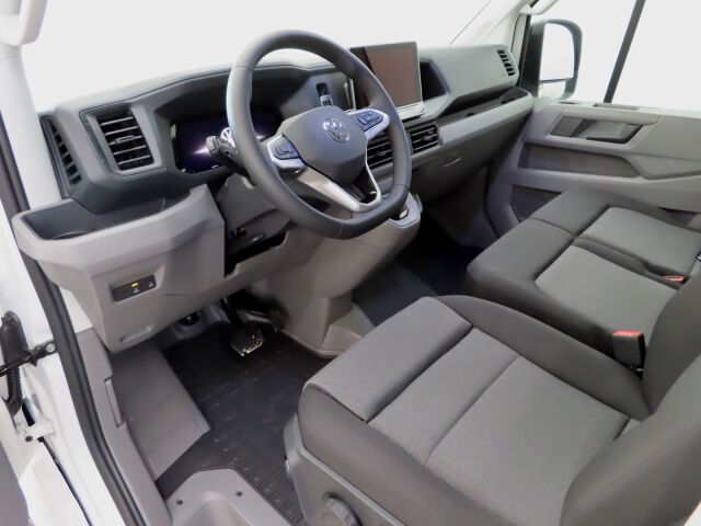 Volkswagen Crafter 2025 35 umpipakettiauto 2,0 TDI 130 kW 8at, 4490