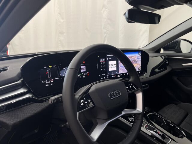 Audi A5 2025 Sedan e-hybrid quattro 220 kW