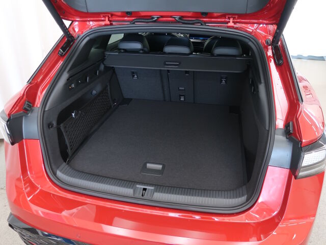 Volkswagen ID.7 2025 Tourer GTX 4MOTION 75-v Juhlamalli 250 kW, akku 86 kWh