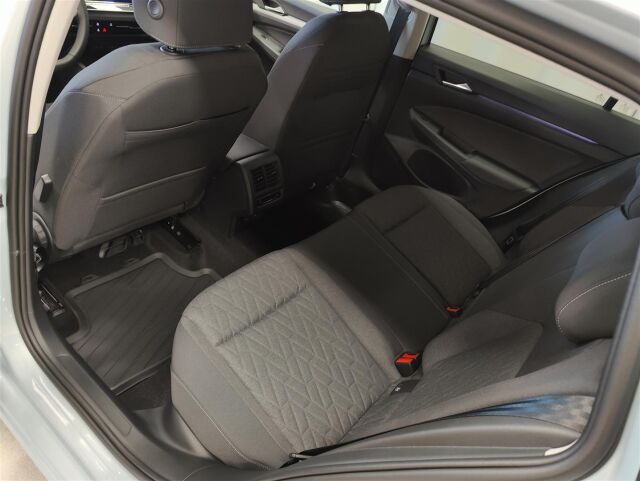 Volkswagen Golf 2025 HETI VAPAA! Variant Comfort Edition 1,5 eTSI 85 kW (MHEV) DSG-automaatti