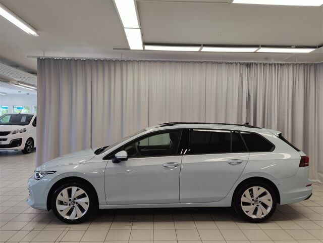 Volkswagen Golf 2025 HETI VAPAA! Variant Comfort Edition 1,5 eTSI 85 kW (MHEV) DSG-automaatti