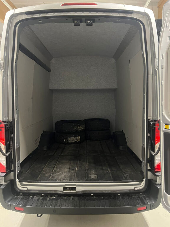 FORD Transit 2022 2.0TDCi 170HV L4H3 3+3 M-A SIS ALV! *UUSI JATKO-OHJAAMO* 3500KG VETOMASSA
