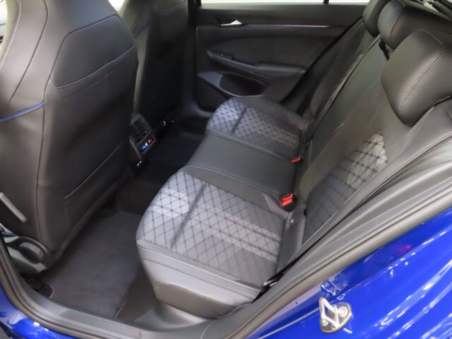 Volkswagen Golf 2026 Variant R-Line Business 2,0 TSI 150 kW 4MOTION DSG-automaatti