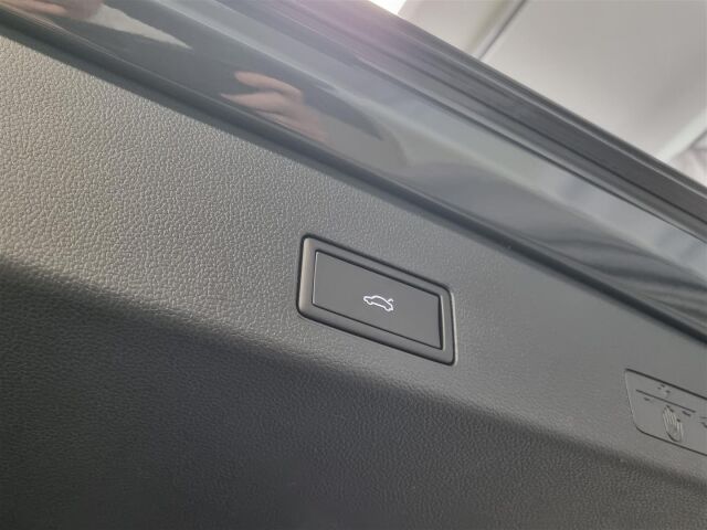 Volkswagen Golf 2026 Variant Comfort Edition 1,5 eTSI 85 kW (MHEV) DSG-automaatti | Heti Toimitukseen!