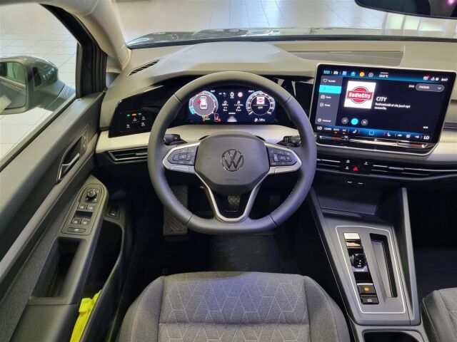 Volkswagen Golf 2026 Variant Comfort Edition 1,5 eTSI 85 kW (MHEV) DSG-automaatti | Heti Toimitukseen!