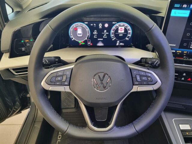 Volkswagen Golf 2026 Variant Comfort Edition 1,5 eTSI 85 kW (MHEV) DSG-automaatti | Heti Toimitukseen!