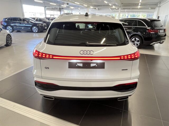 Audi Q5 2026 e-hybrid quattro 220 kW
