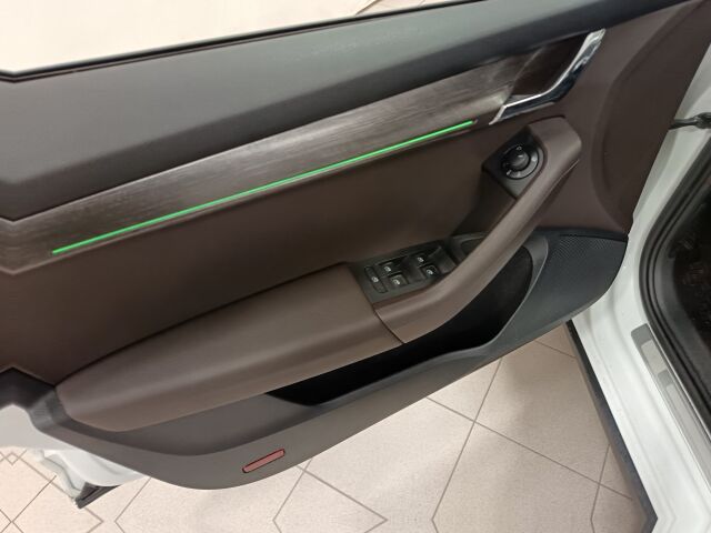 SKODA Octavia 2020 Combi 2,0 TSI 190 4x4 Scout BusinessLine DSG Autom.