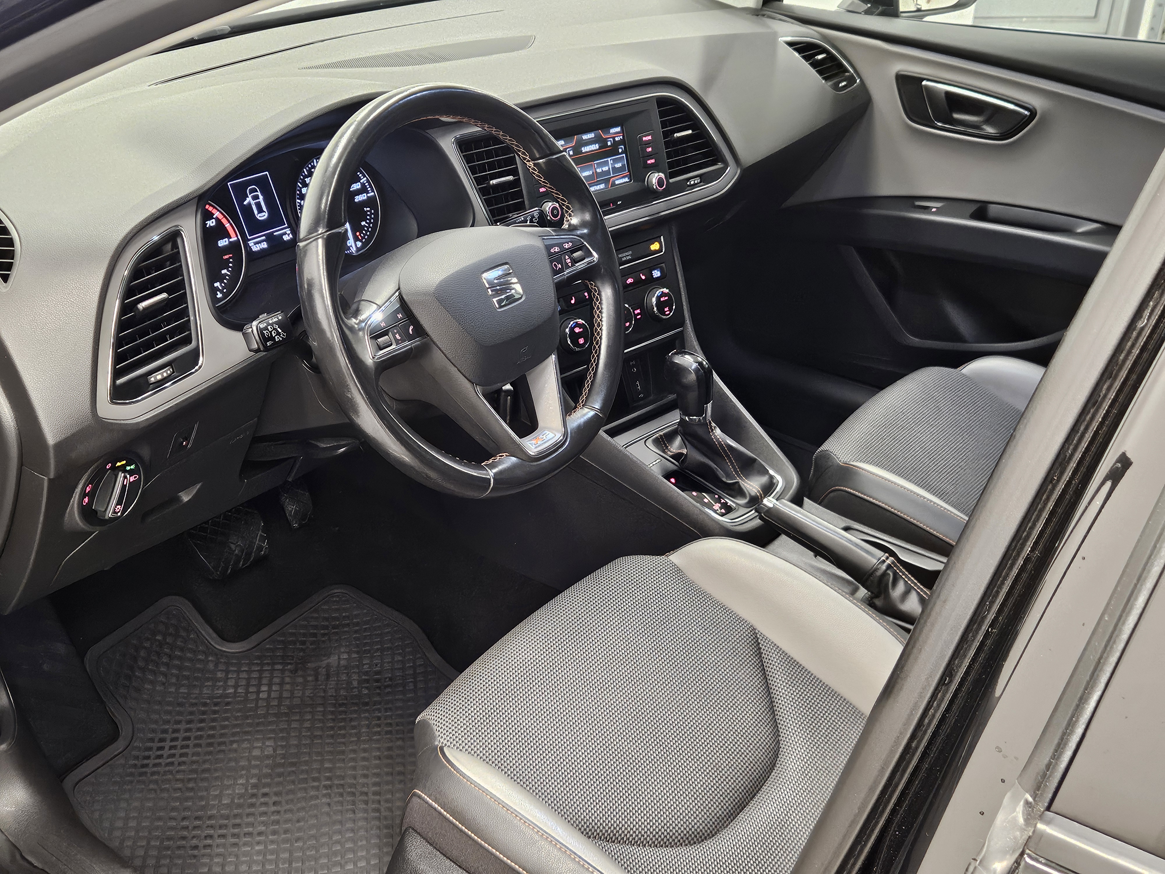 Seat Leon X-PERIENCE 2017, kuva 5/11