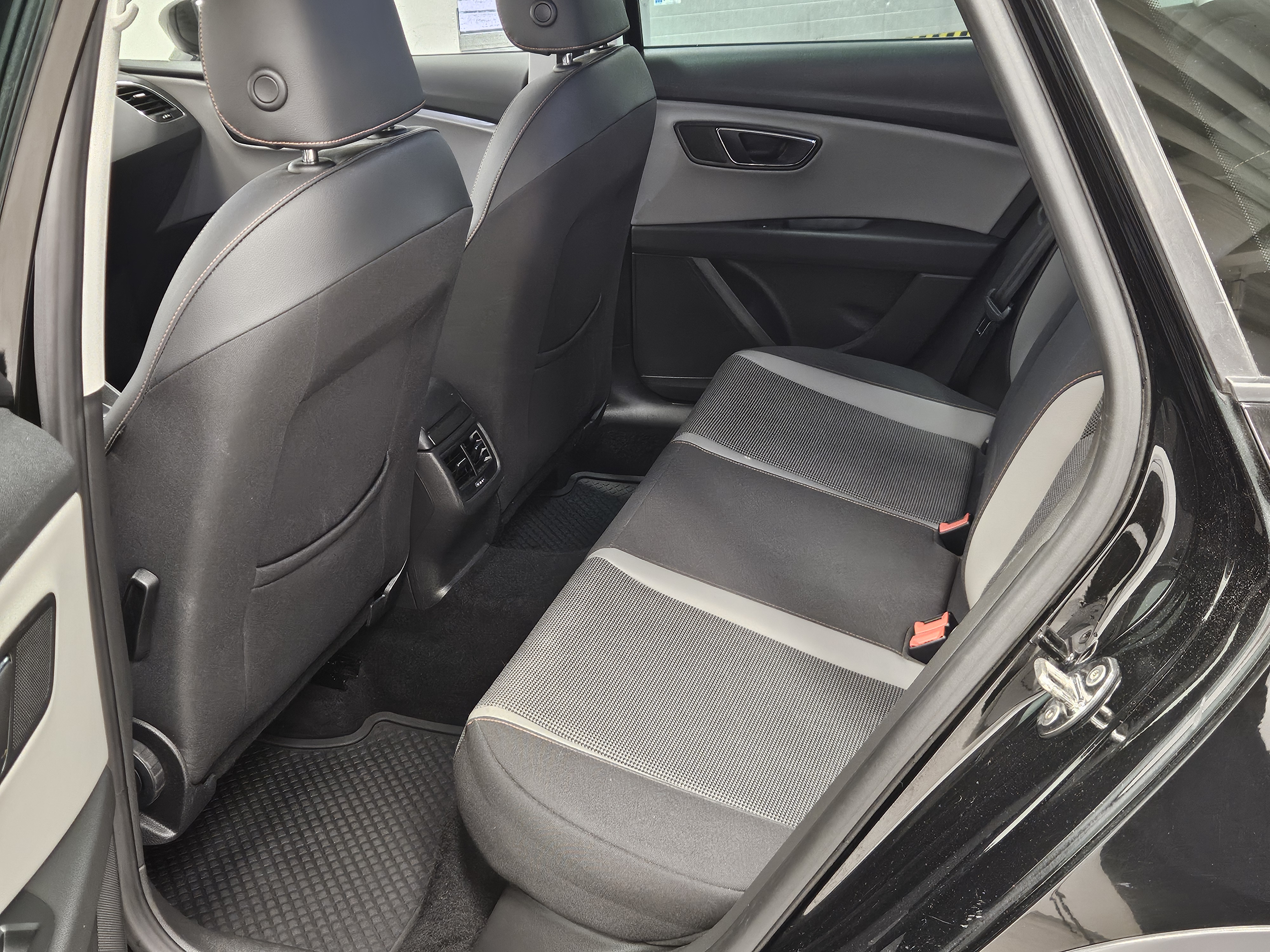 Seat Leon X-PERIENCE 2017, kuva 6/11