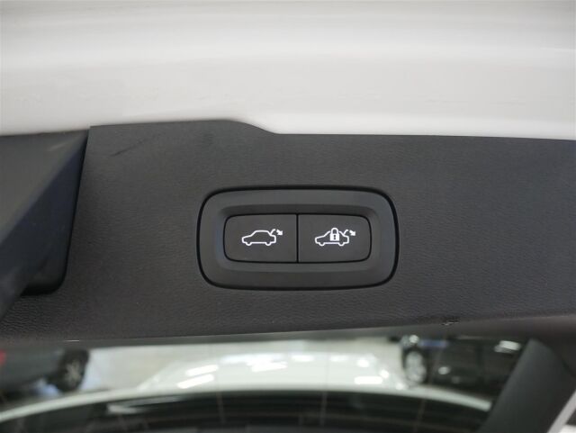 VOLVO V60 2022 B5 AWD MHEV Business Edition aut, 1-omisteinen suomiauto! Juuri huollettu! Hieno yksilö!