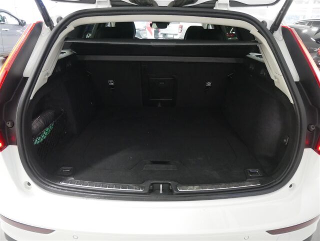 VOLVO V60 2022 B5 AWD MHEV Business Edition aut, 1-omisteinen suomiauto! Juuri huollettu! Hieno yksilö!