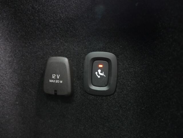 VOLVO V60 2022 B5 AWD MHEV Business Edition aut, 1-omisteinen suomiauto! Juuri huollettu! Hieno yksilö!