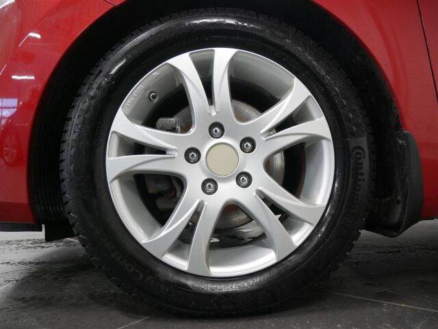 HYUNDAI i30 5d 2016 1,6 6MT ISG GO!