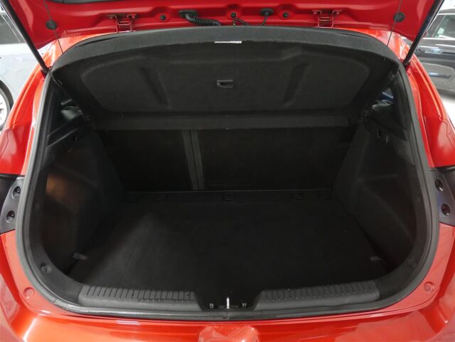 HYUNDAI i30 5d 2016 1,6 6MT ISG GO!