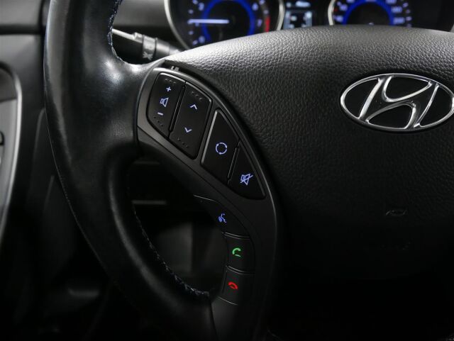 HYUNDAI i30 5d 2016 1,6 6MT ISG GO!