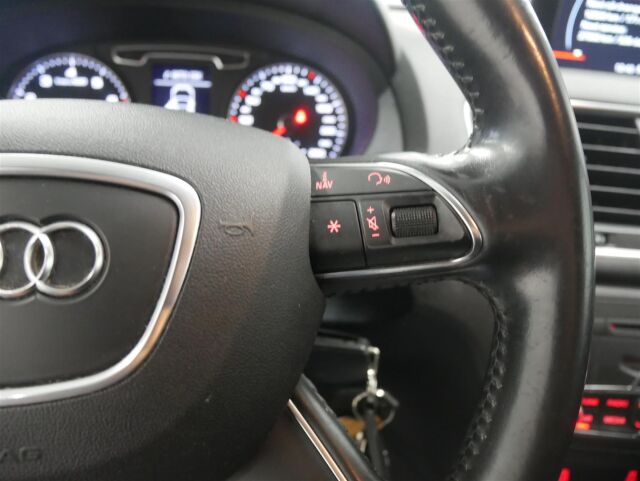 AUDI Q3 2014 Business II 2,0 TFSI 125 kW quattro S tronic