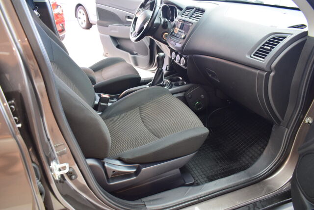 MITSUBISHI ASX 2016 1,6 MIVEC Invite 5MT