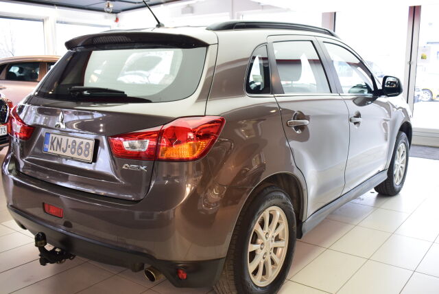 MITSUBISHI ASX 2016 1,6 MIVEC Invite 5MT