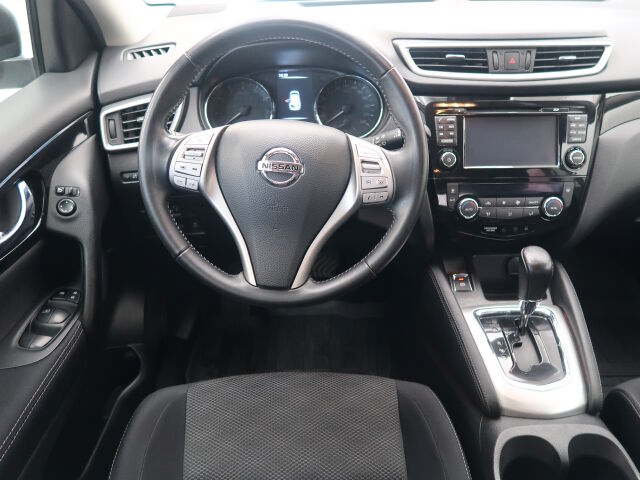 Nissan Qashqai 2016 DIG-T 115 Acenta 2WD Xtronic Safety Pack Connect