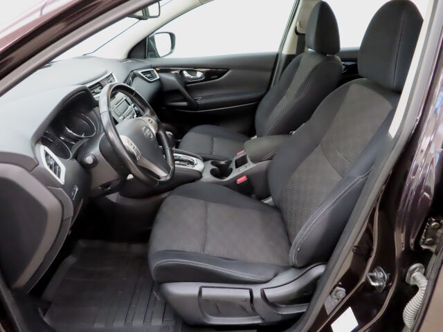 Nissan Qashqai 2016 DIG-T 115 Acenta 2WD Xtronic E6 Safety Pack