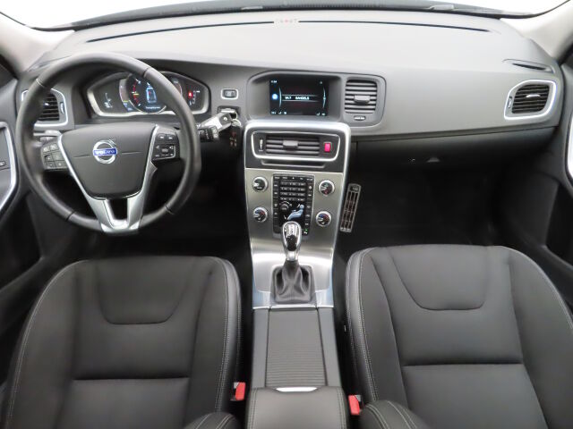 Volvo V60 Cross Country 2016 D3 Momentum aut