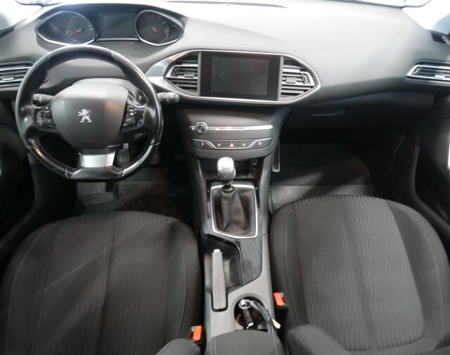 PEUGEOT 308 2016 Active PureTech 130
