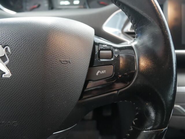 PEUGEOT 308 2016 Active PureTech 130