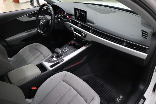 AUDI A4 2016 Sedan Business 2,0 TDI 110 kW S tronic