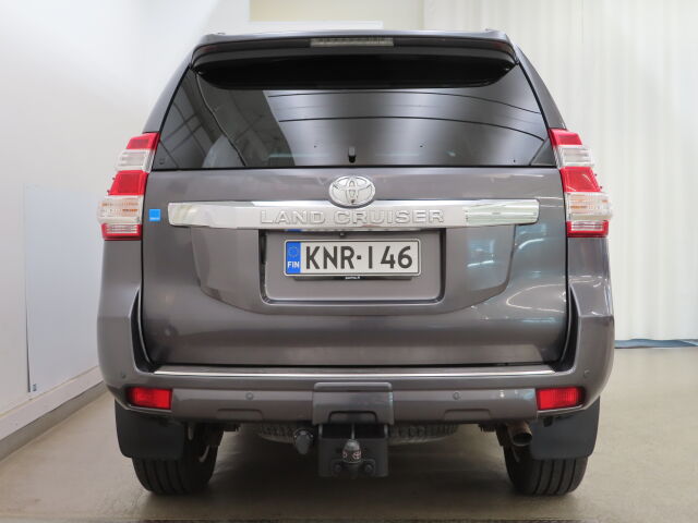 Toyota Land Cruiser 2016 2,8 D-4D Style Automaatti